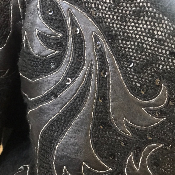 Vintage Suzelle leather and sequin sweater - Picture 3 of 9